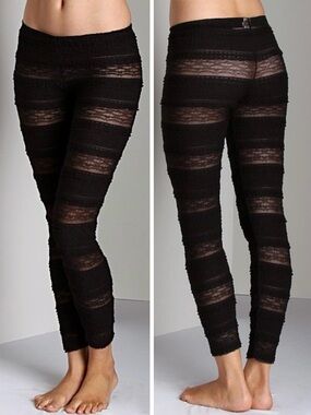 Free People Black Textured Ruffle Leggings